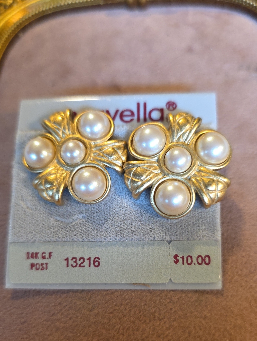 Vintage Maevella Gold-Tone Faux Pearl Floral Pierced Earrings 24kg Posts NWT